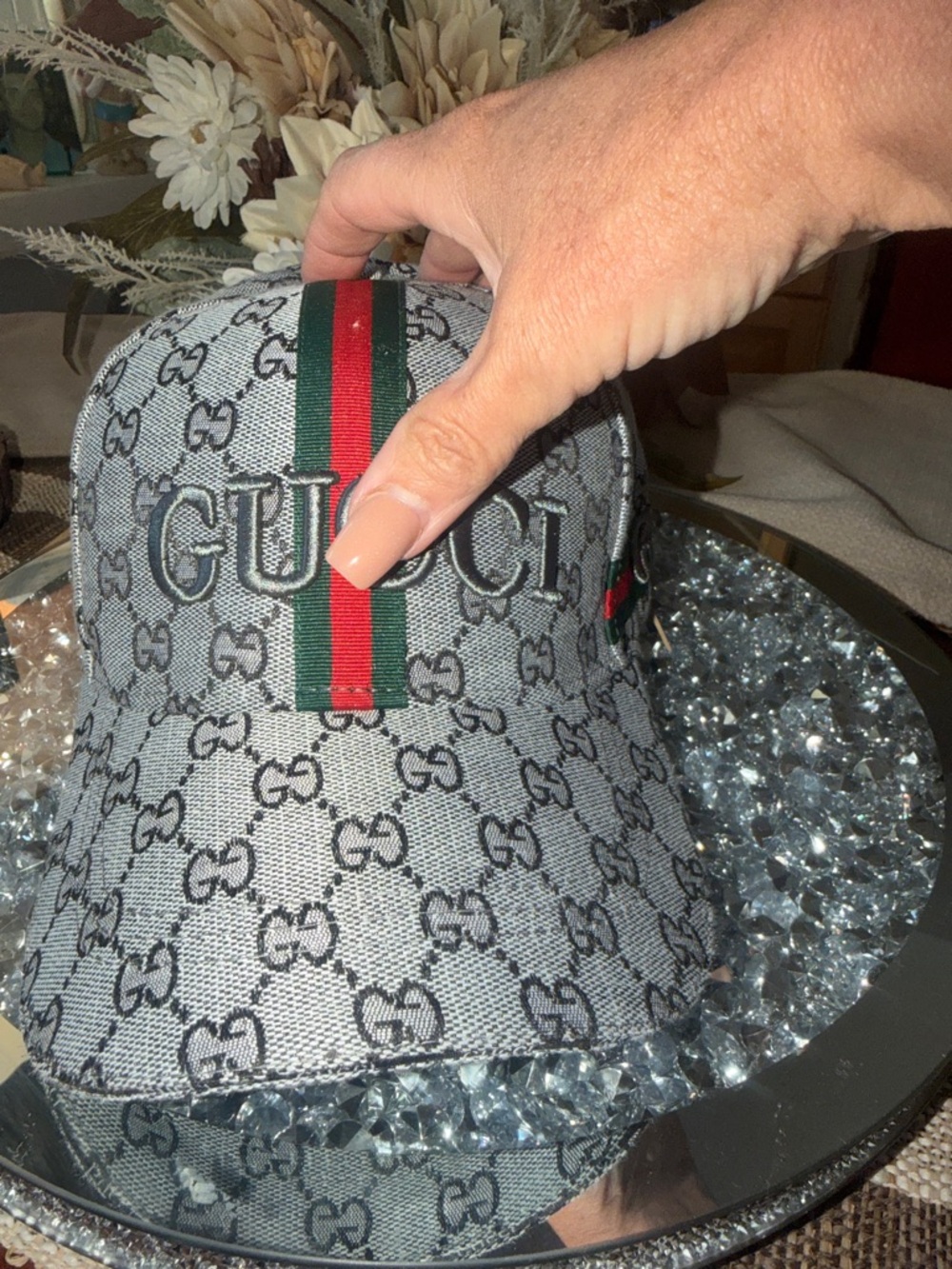 Luxury Fasshion  Grey GG Canvas Bucket Hat with Red and Green Web